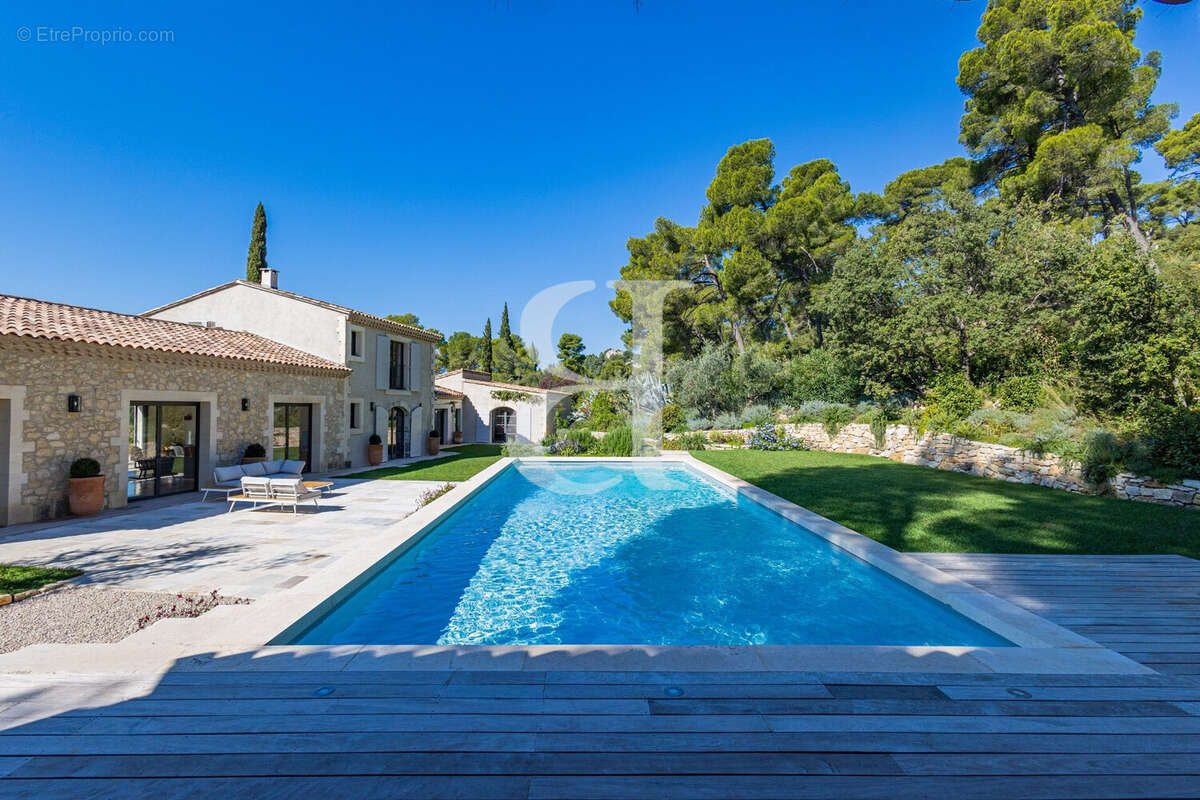 Maison à MAUSSANE-LES-ALPILLES
