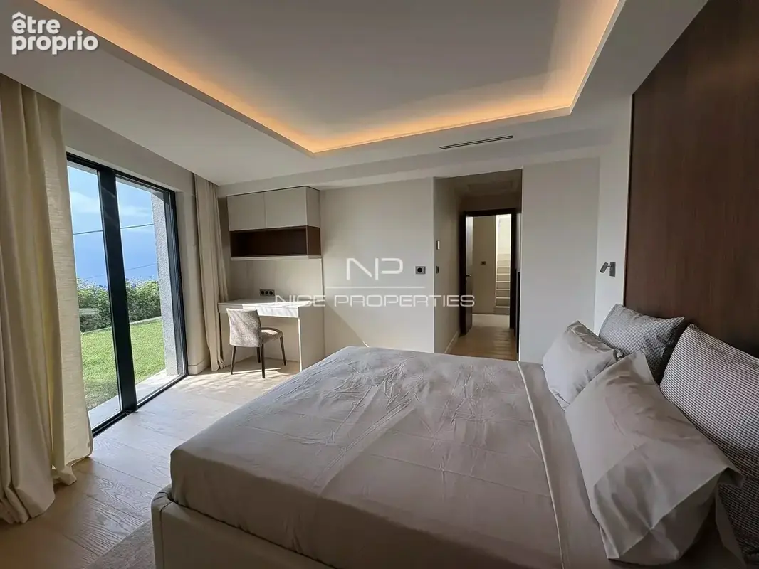 BEAUSOLEIL – BELLEVUE : Villa contemporaine avec piscine et vue panoramique sur Monaco - photo 23