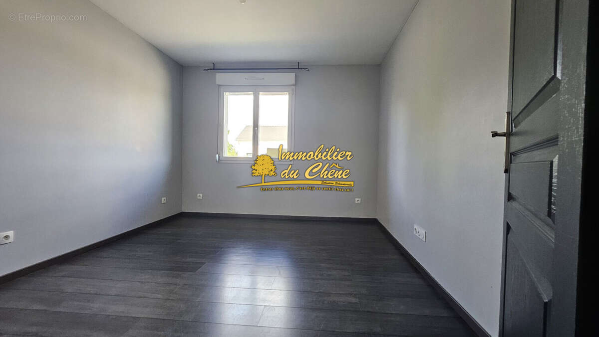 Maison 130 m² à Luxeuil-Les-Bains  - photo 7