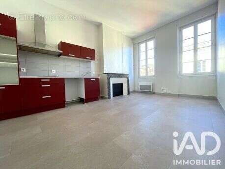 Appartement 280 m² à Libourne  - photo 5
