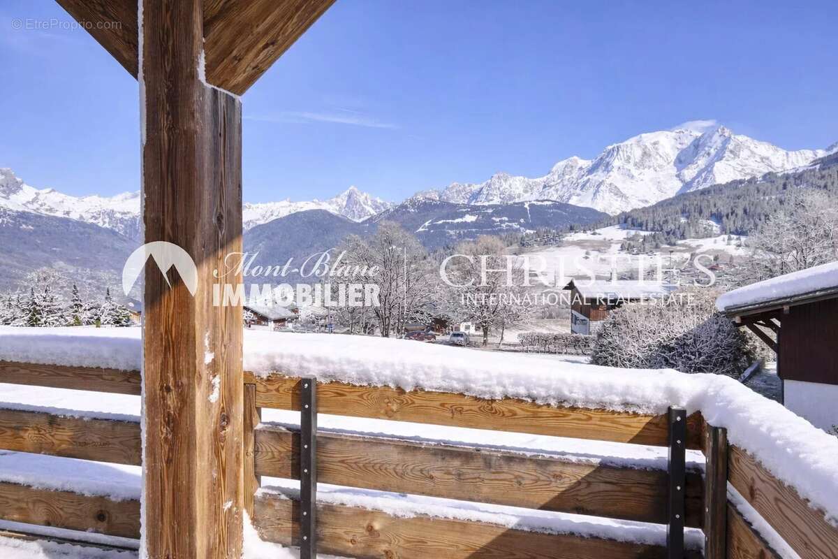 Appartement à COMBLOUX
