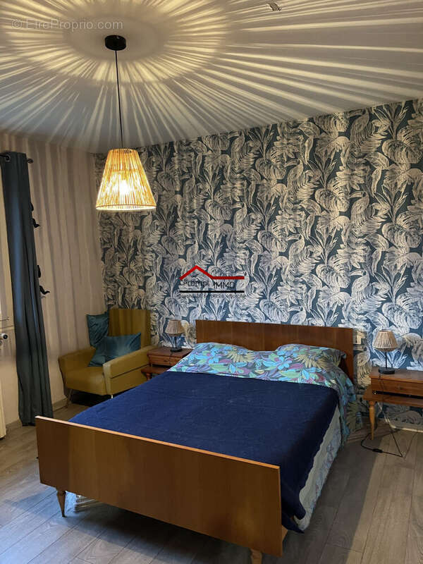 Maison à PEYRAT-LE-CHATEAU