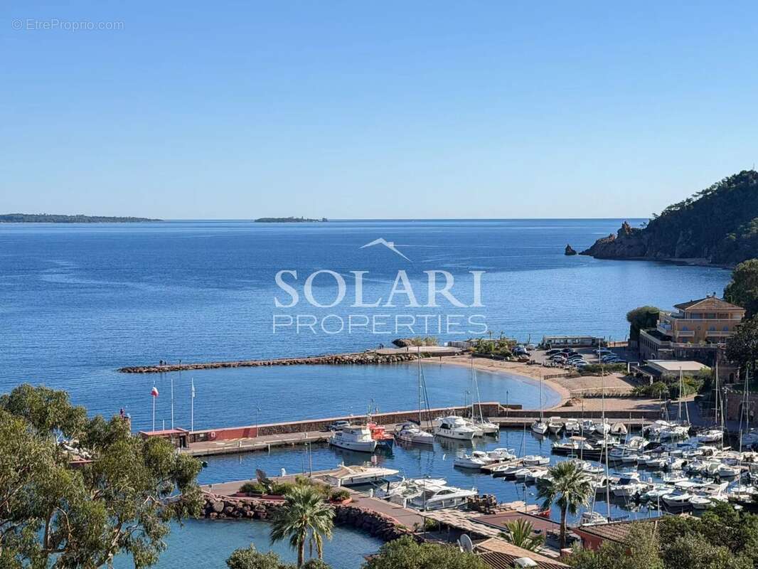 Maison à THEOULE-SUR-MER