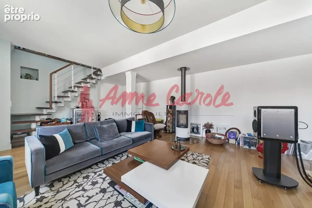 Superbe appartement de type loft en duplex avec terrasse à P - photo 3