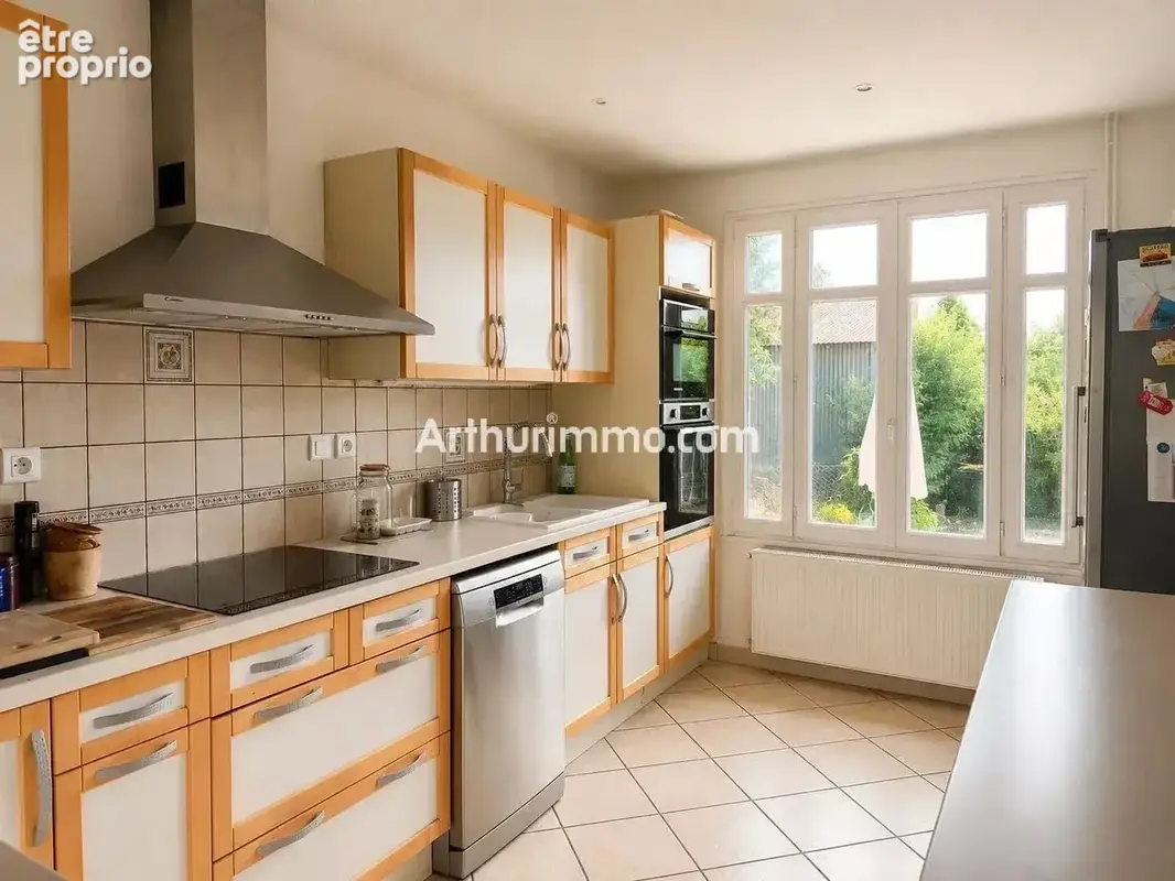 Maison 8 pièces avec piscine et dépendances – Terrain de 3 673 m² - photo 13