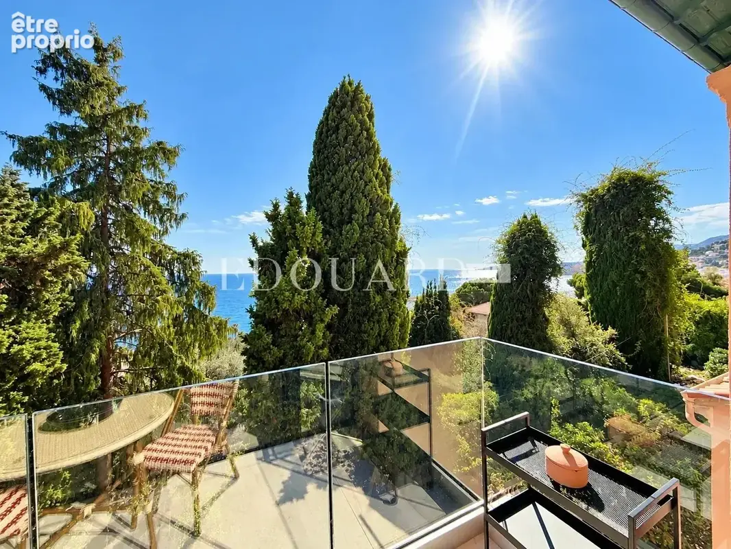 Demeure d’exception avec jardin, piscine, jacuzzi et panorama extraordinaire sur la baie de Menton - photo 12