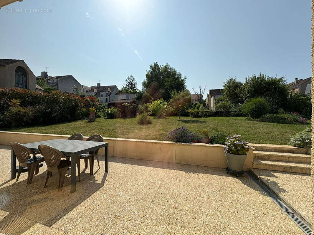 Maison à VILLEBON-SUR-YVETTE