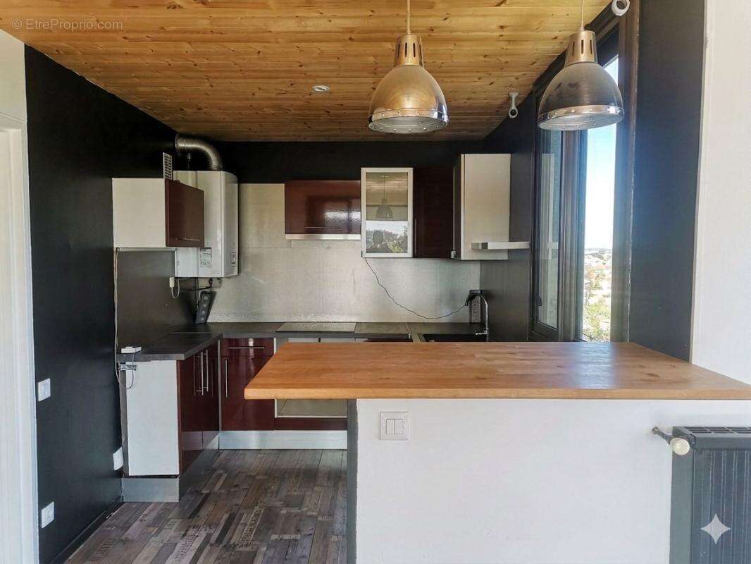 Appartement à BILLERE