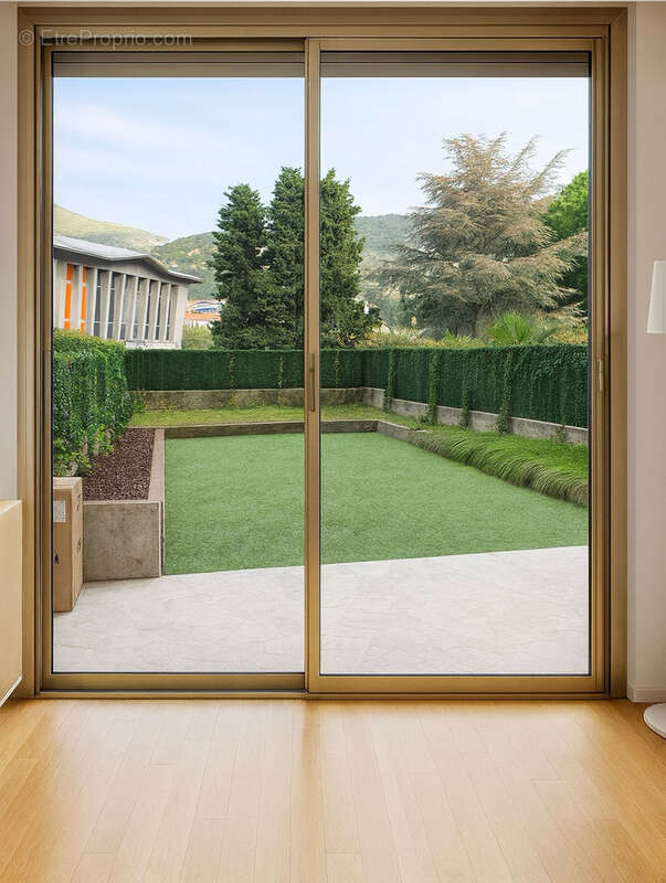 Appartement à ROQUEBRUNE-CAP-MARTIN