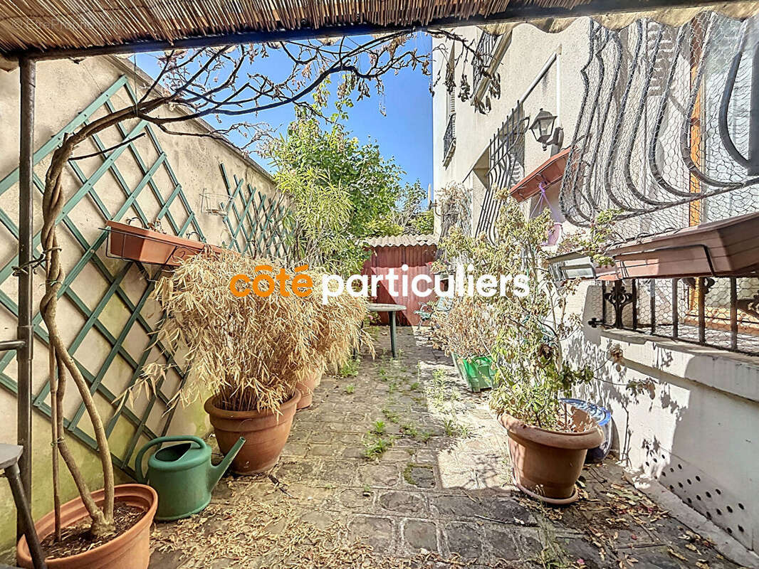 Appartement à IVRY-SUR-SEINE