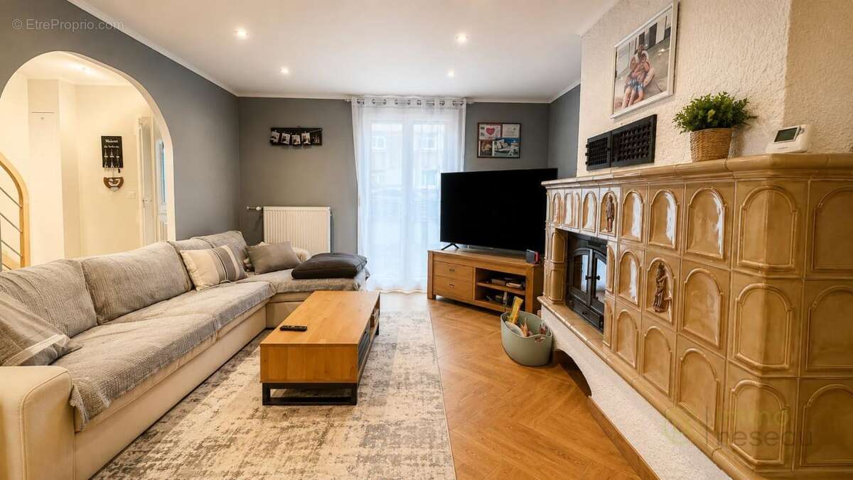 Maison 126 m² à Tressange  - photo 2
