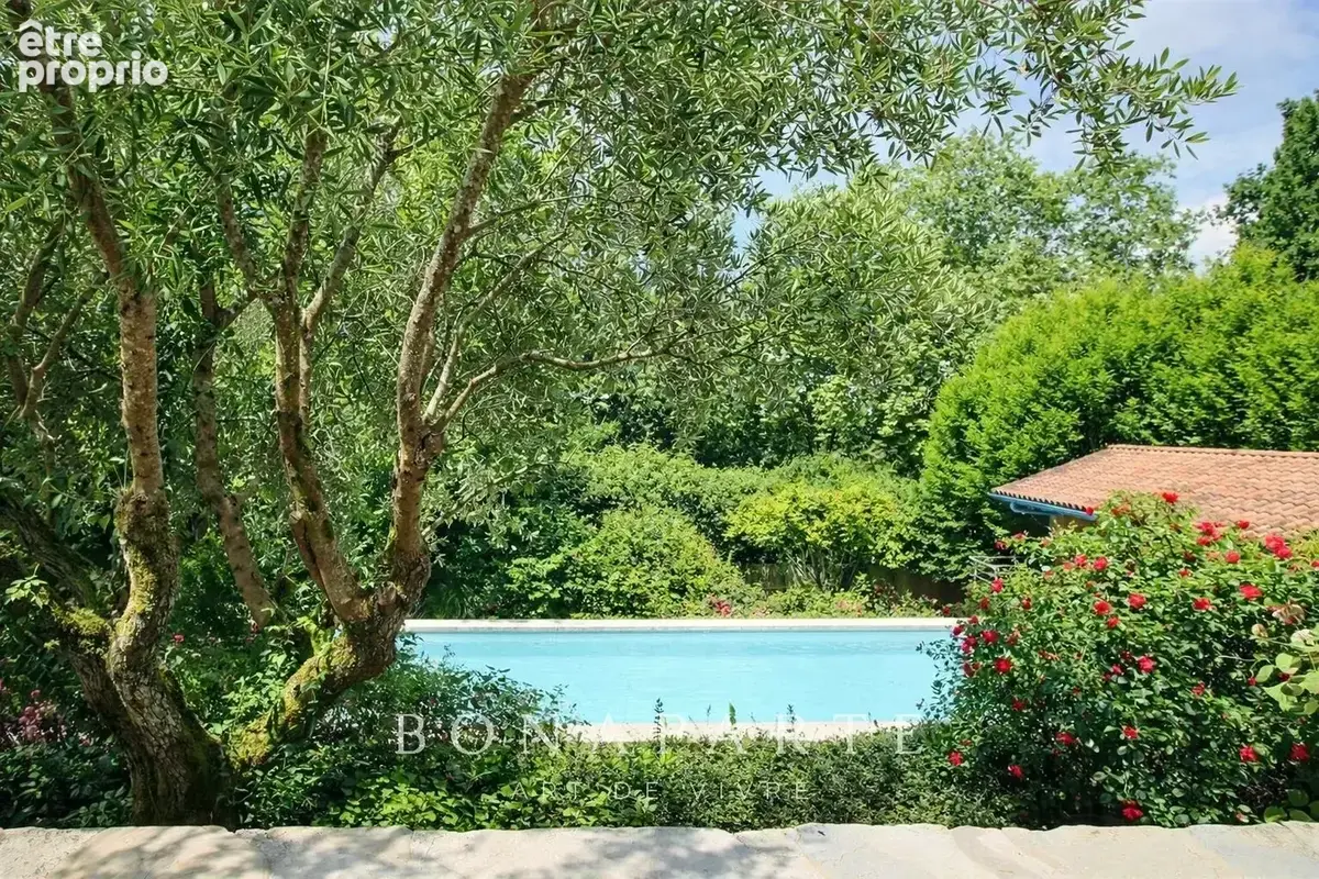 ARCANGUES - Propriété près du Golf et du Bourg - photo 1