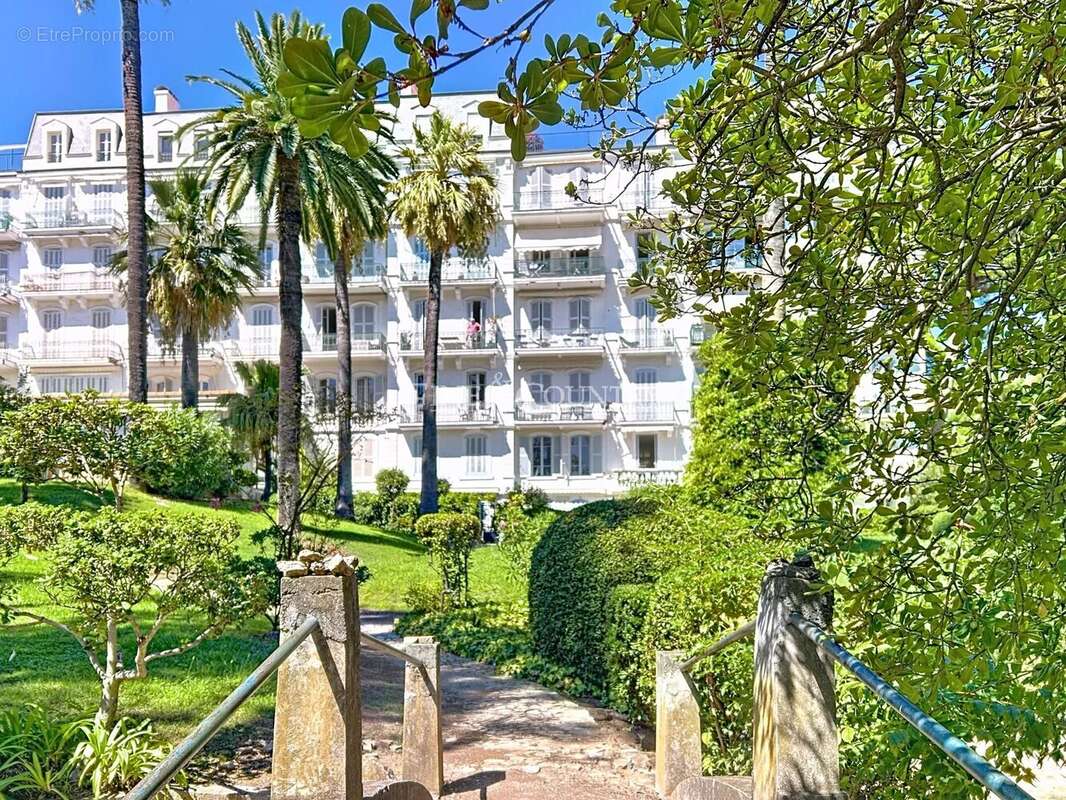 Appartement à CANNES