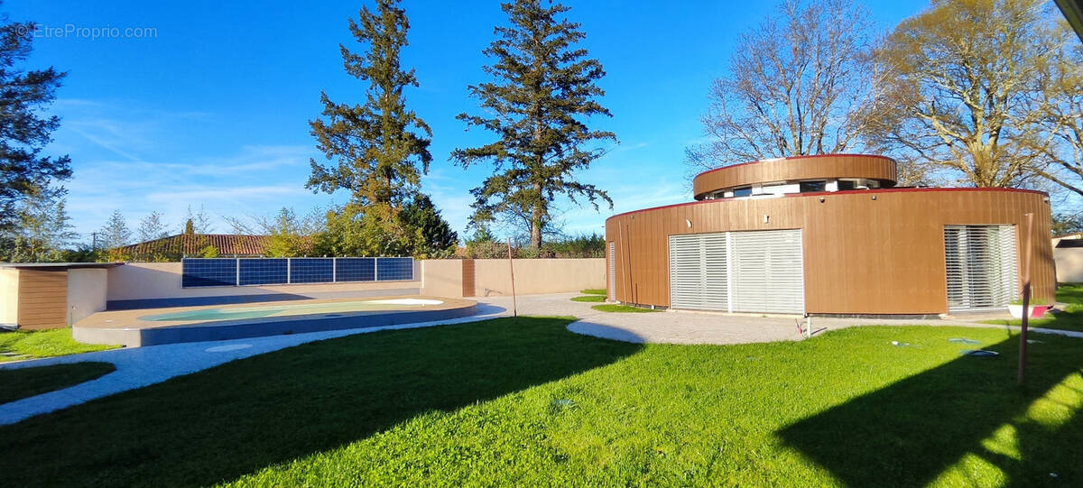 Maison à SAINT-DENIS-DE-PILE