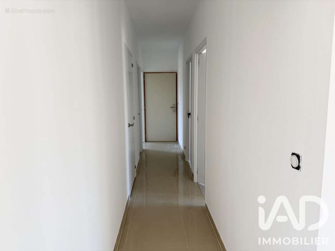 Maison 100 m² à Monthelon  - photo 7