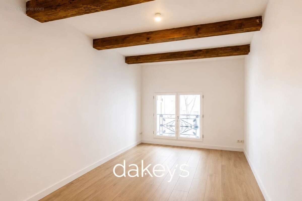Marseille 6ème – préfecture / rome – grand t2 de 52 m² - photo 6