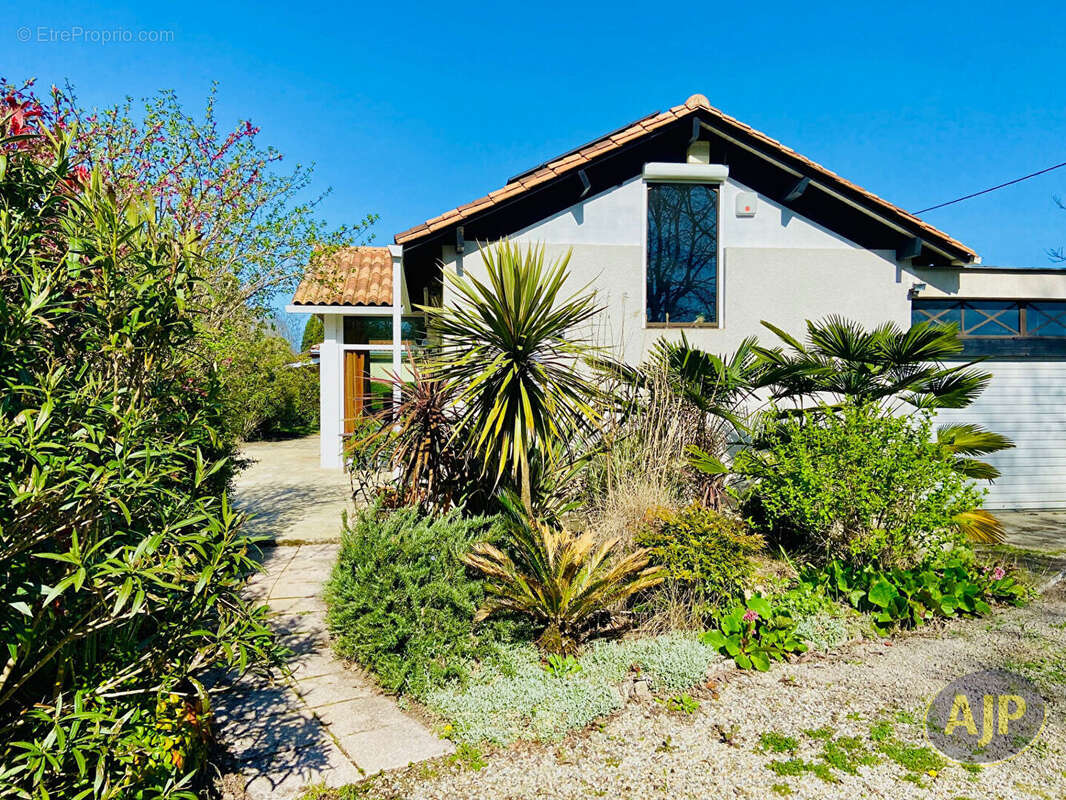 Maison à LESPARRE-MEDOC