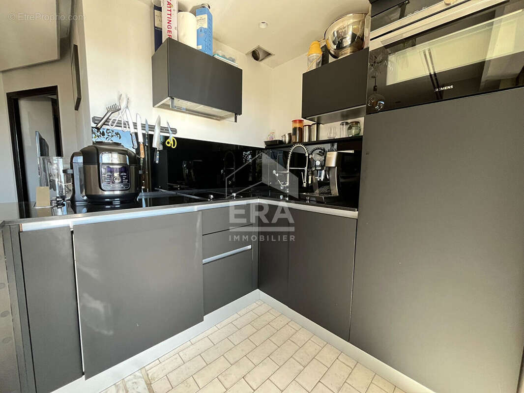 Appartement à SAINT-LAURENT-DU-VAR