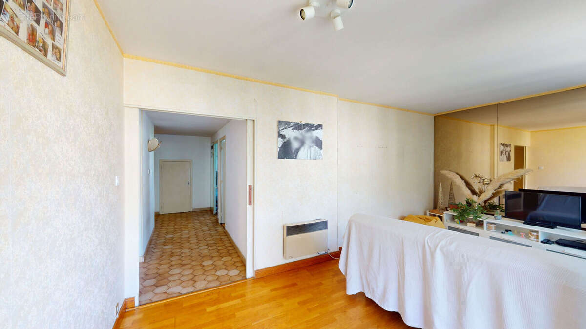 Appartement Saint Martin D Heres 3 pièce(s) 69 m2 - photo 4