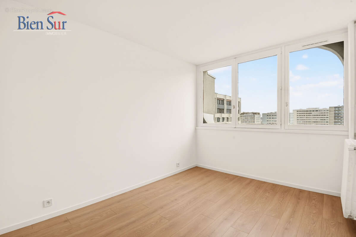Appartement 72 m² à Paris-13e  - photo 3
