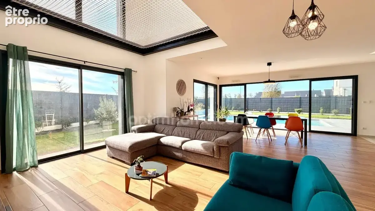Maison contemporaine avec piscine - Calme, volumes et prestations - photo 4