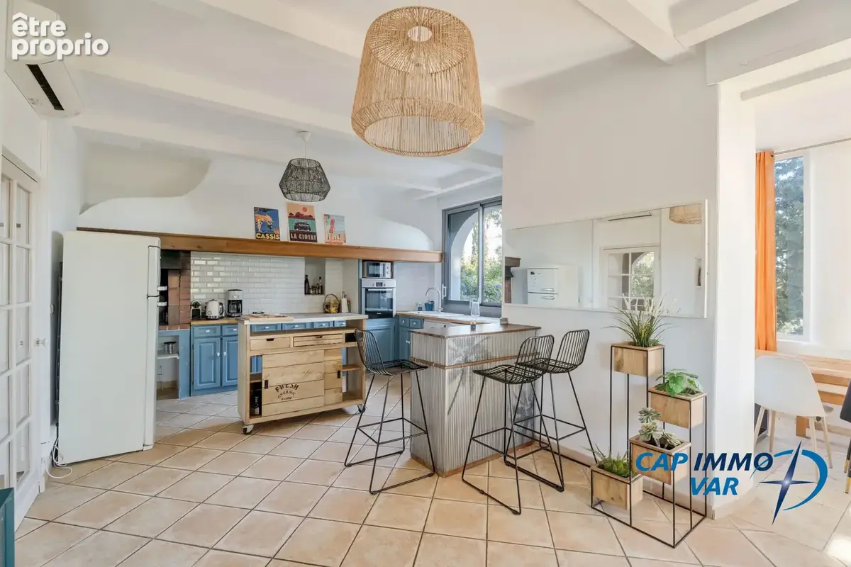 Maison 8 pièces 169 m² à vendre à La Ciotat (13600) - photo 6