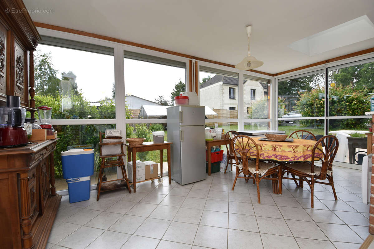 Maison à MOLLIENS-DREUIL