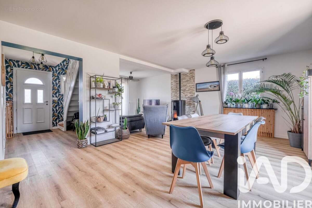 Photo 8 - Maison à NANTEUIL-LES-MEAUX