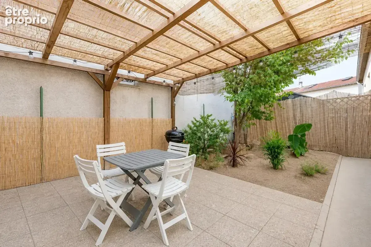 01120 – LA BOISSE – 79 m² – 3 ch – Jardin de 135 m² – Garage - photo 2