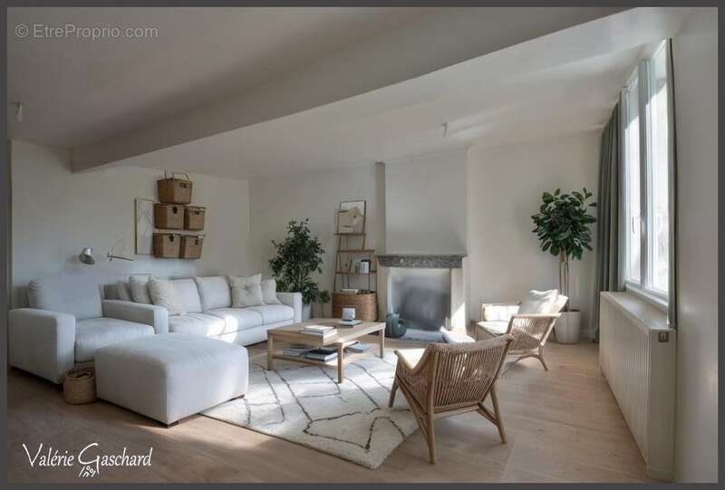 Maison à SAINT-SEURIN-SUR-L&#039;ISLE