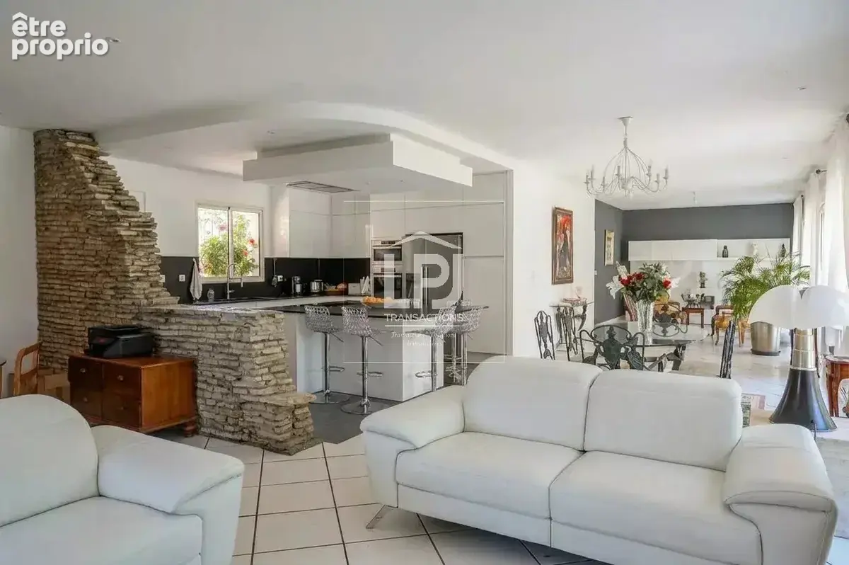 Roques – maison de plain-pied avec piscine, vue garonne et studio indépendant - photo 5