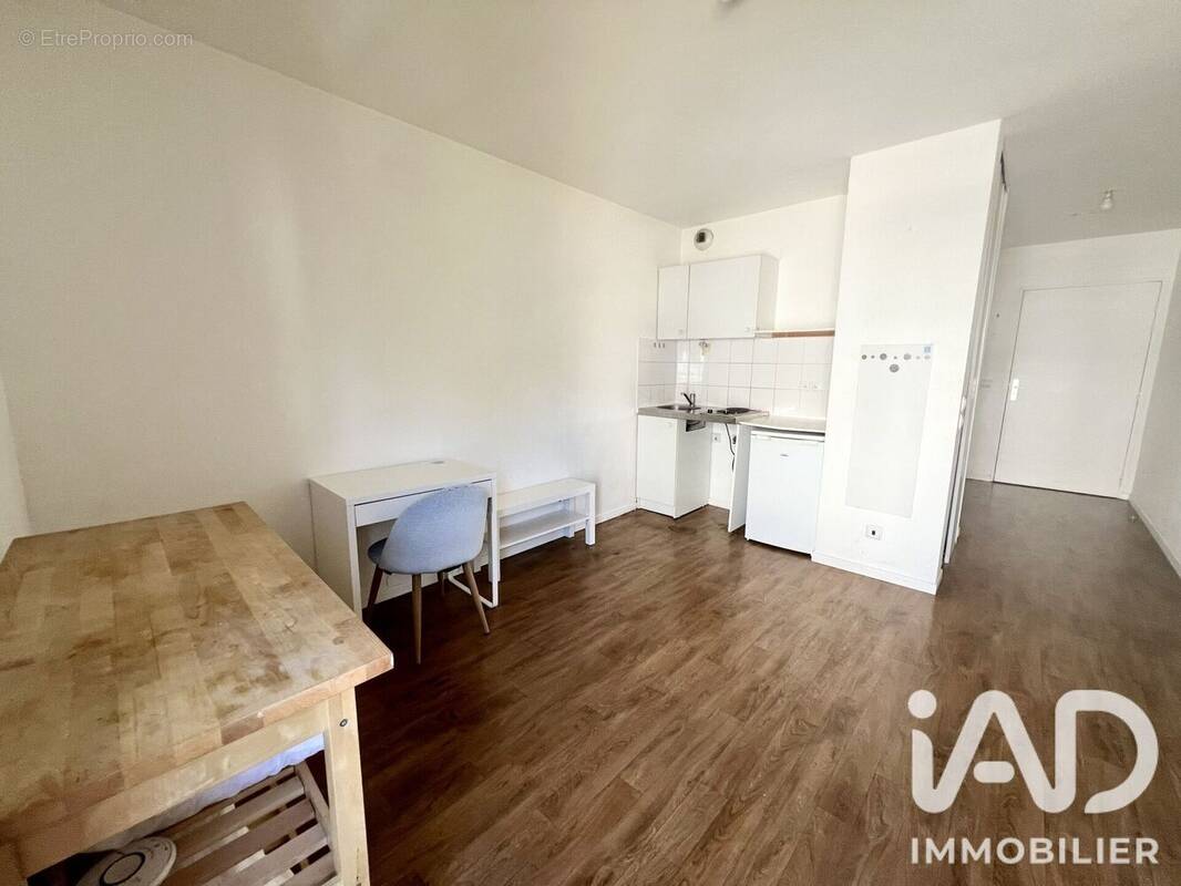 Photo 1 - Appartement à VILLENEUVE-LA-GARENNE