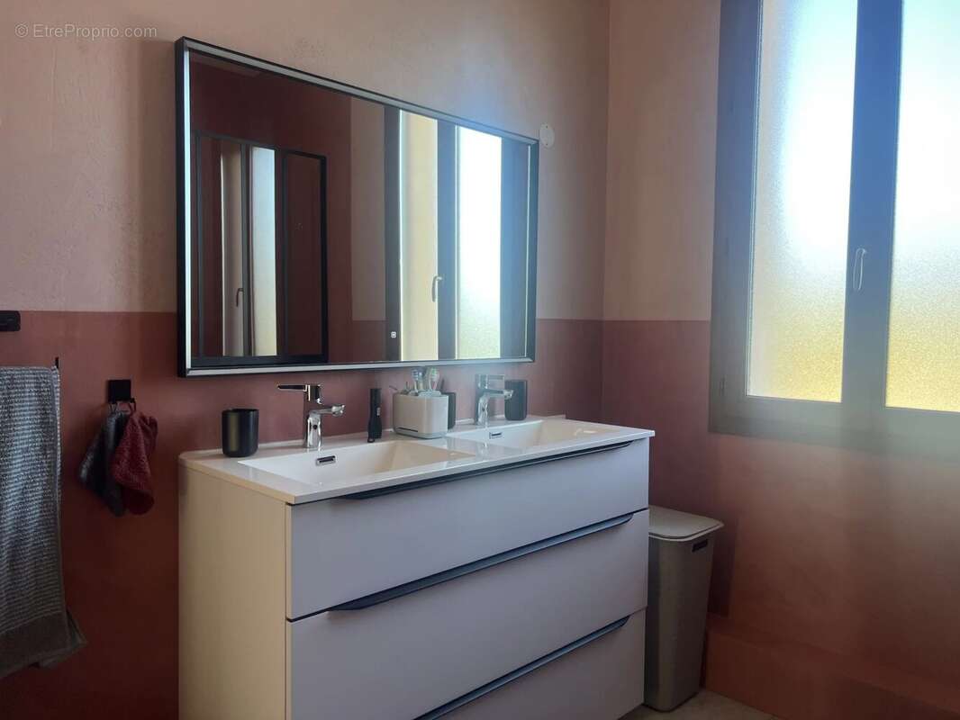 Maison à SAINT-VERAND