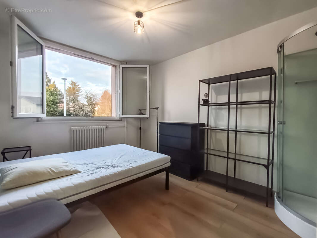 Appartement à VILLE-LA-GRAND