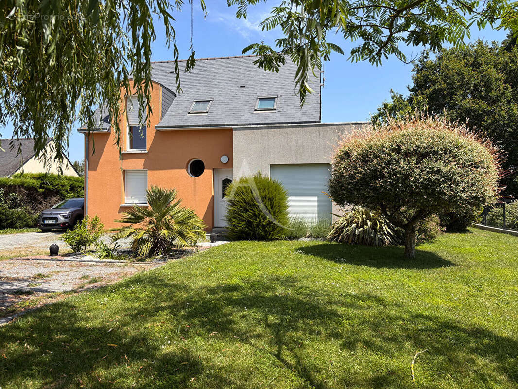 Maison à DERVAL