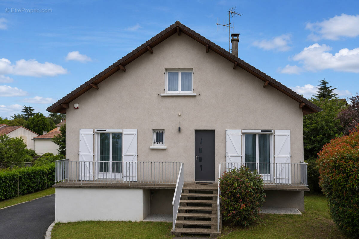 Maison à POITIERS