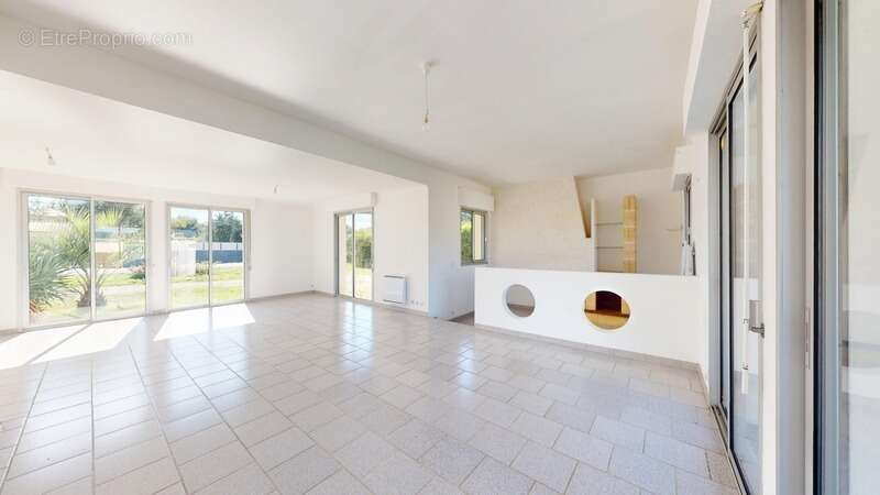 Maison à SAINT-MARS-DU-DESERT