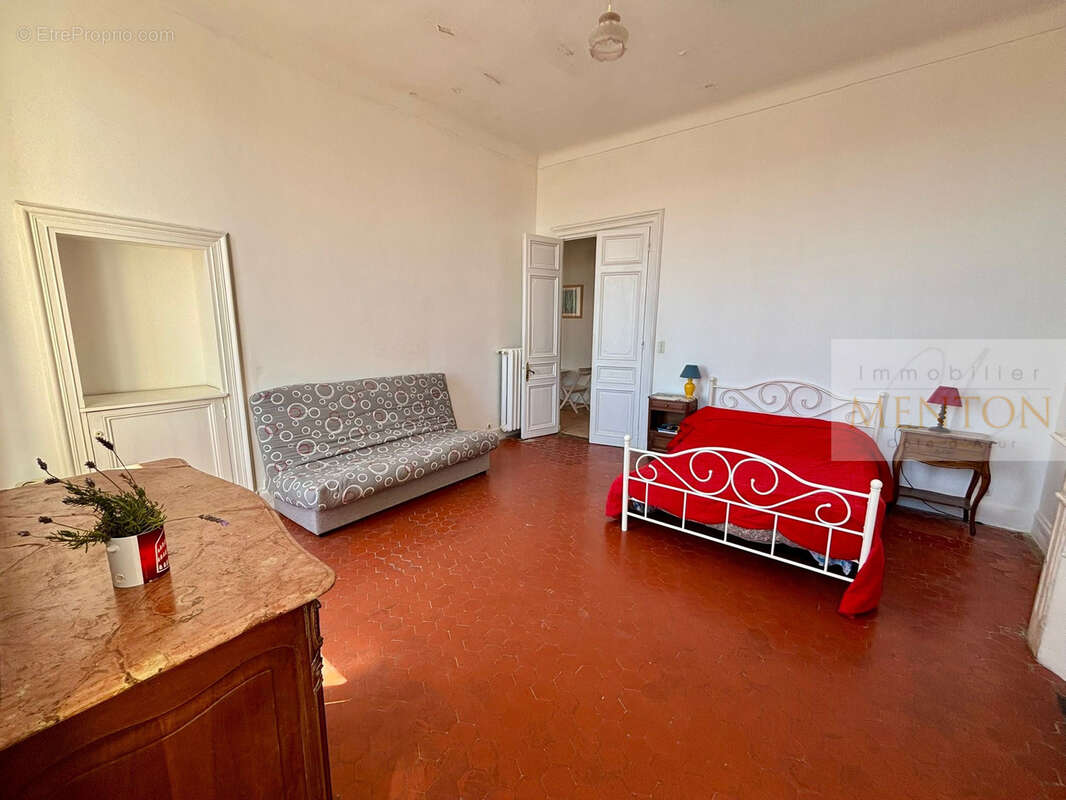 Appartement à MENTON
