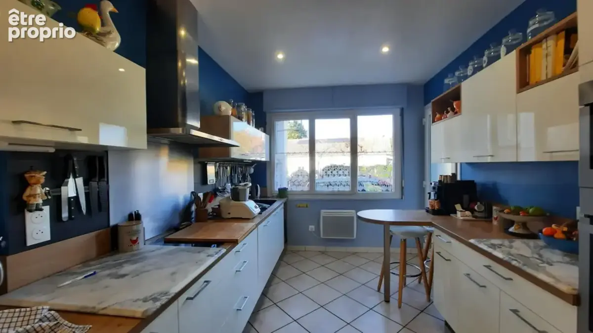 Maison à vendre 8 pièces  193 m² PROCHE AIRE SUR L'ADOUR (40) 5 Chambres-Garage-1900 m² de terrain avec piscine - photo 7