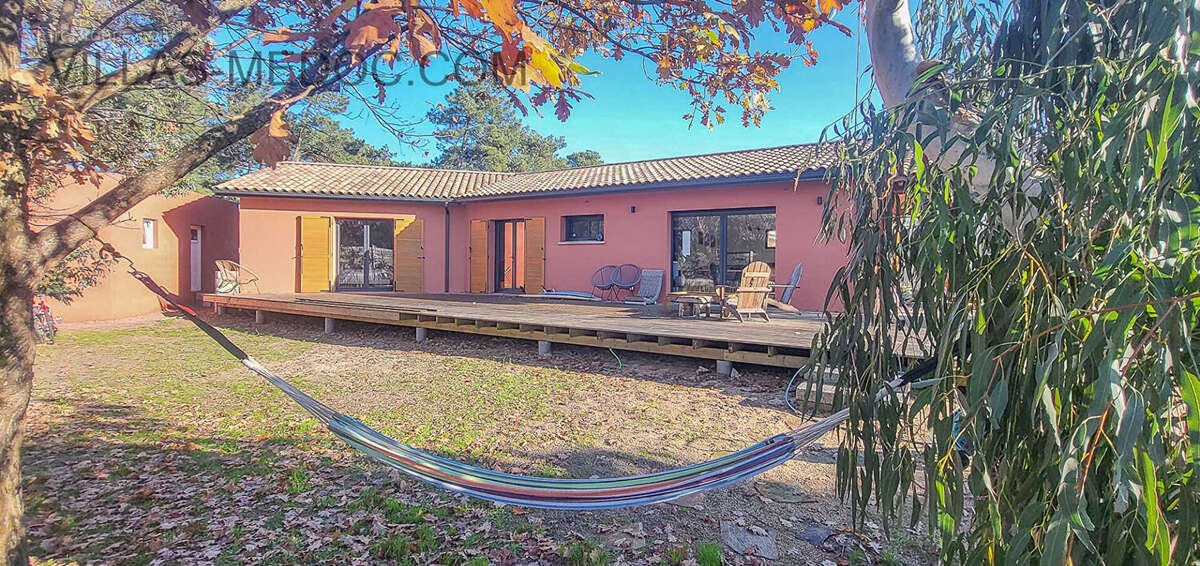 Maison à VENDAYS-MONTALIVET