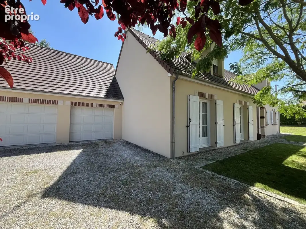 Maison à SAINT-LYE-LA-FORET