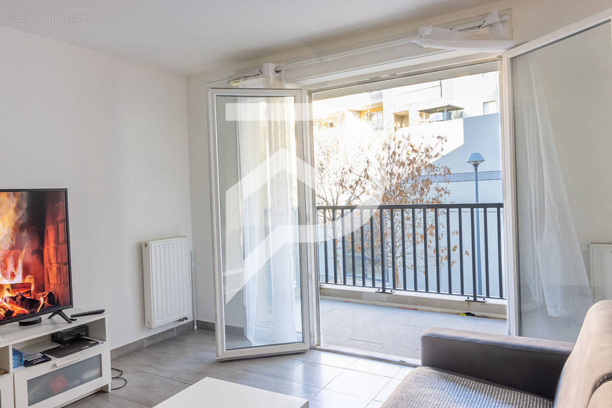 Appartement à MARSEILLE-14E