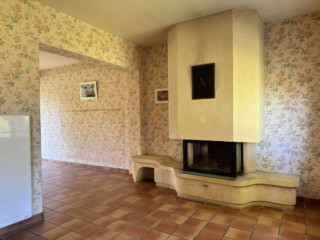 Maison à COZES