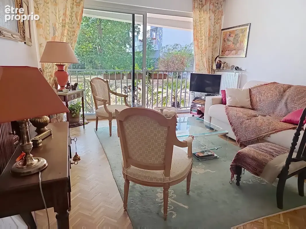 Appartement à GARCHES