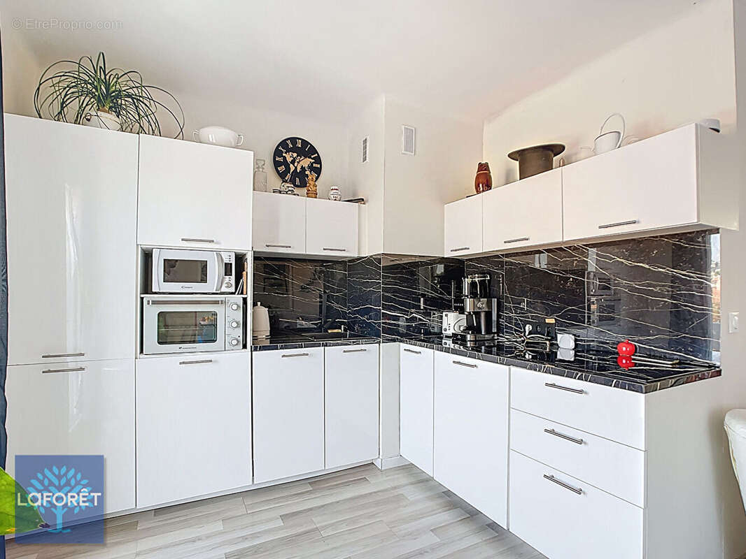 Appartement 2 pièces 52m2 - climatisation - calme - traversant - sans vis-à-vis - lumineux - photo 3