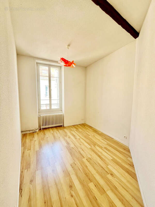 Maison à MONTLUCON