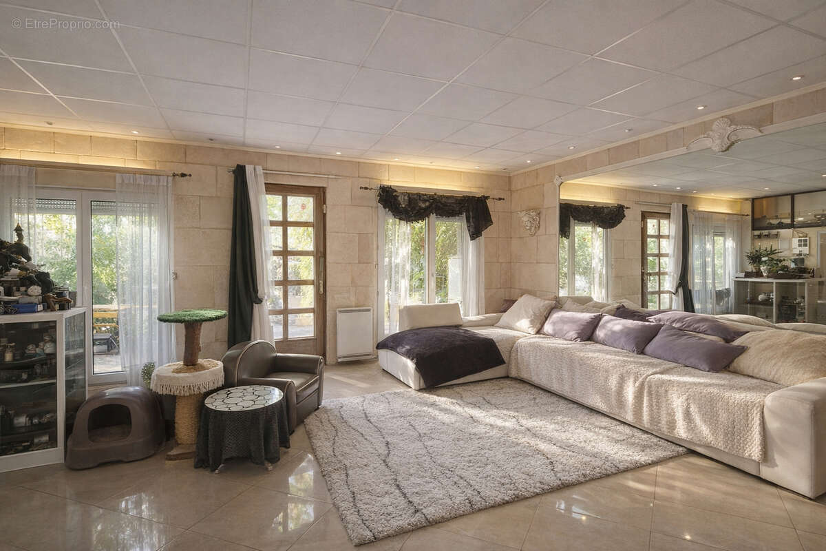 Maison à IVRY-SUR-SEINE