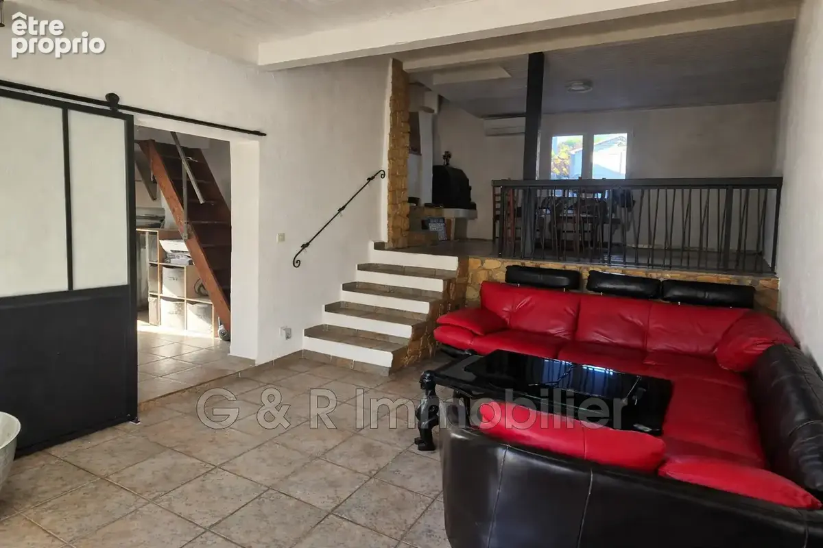 Maison 5 pièces 108 m² à vendre à La Bouilladisse (13720) - photo 3
