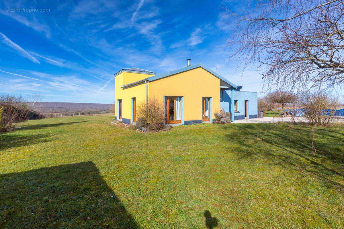 Maison Pasques 8 pièce(s) 260 m2 - photo 5