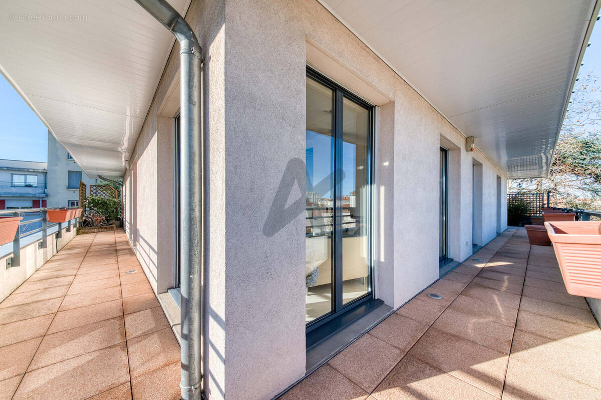 Appartement à LYON-3E